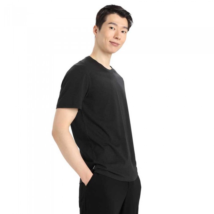 [해외]아이스브레이커 Central Classic 반팔 티셔츠 4139085020 Black