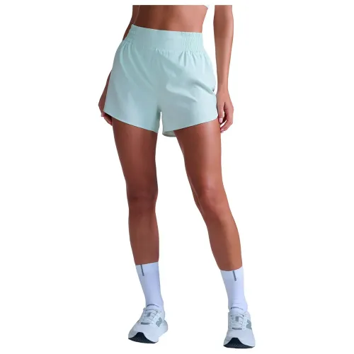 2XU 에어로 Hi-라이즈 4in 반바지 6142920489